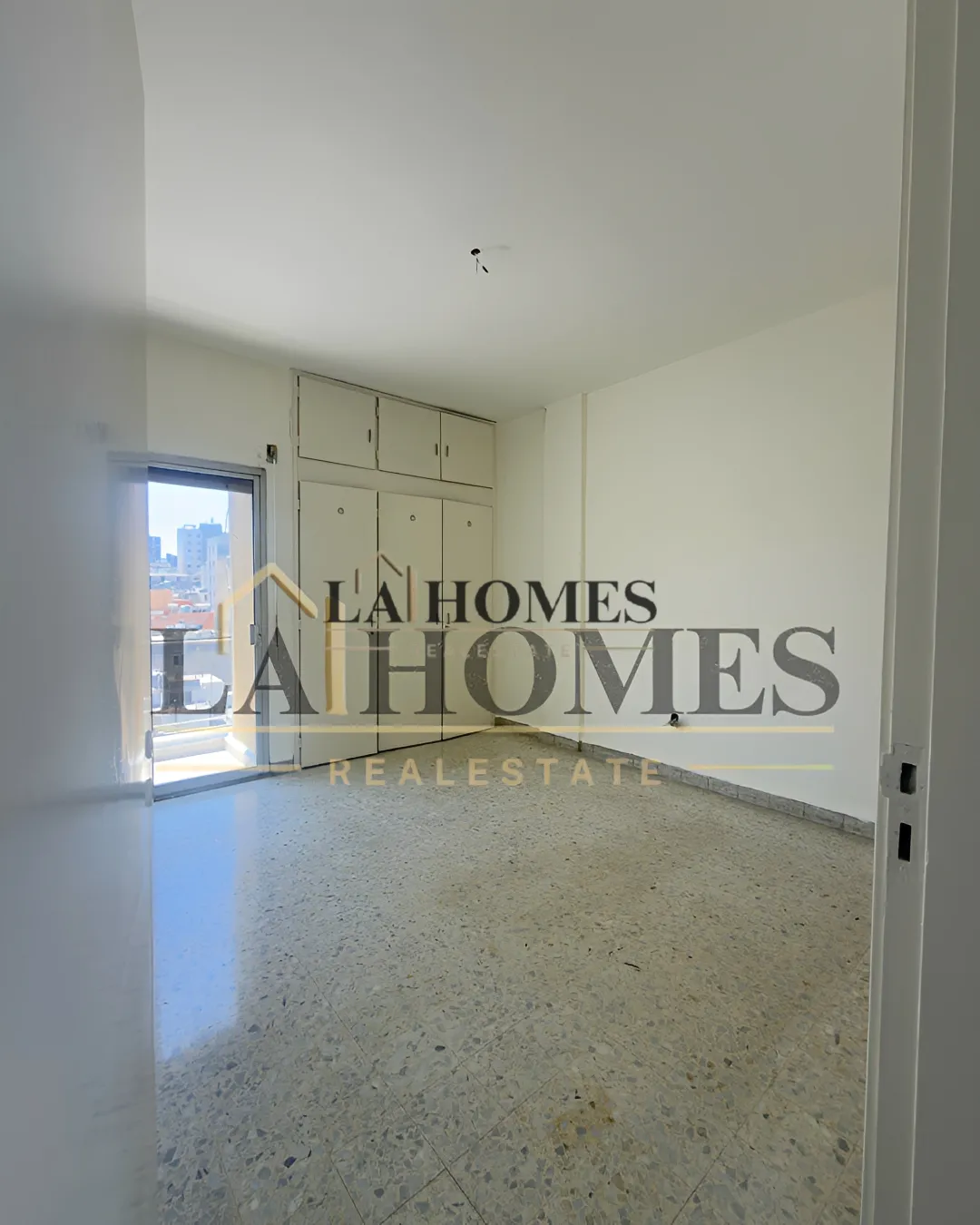 Apartment for rent in Achrafieh, beirut, lebanon