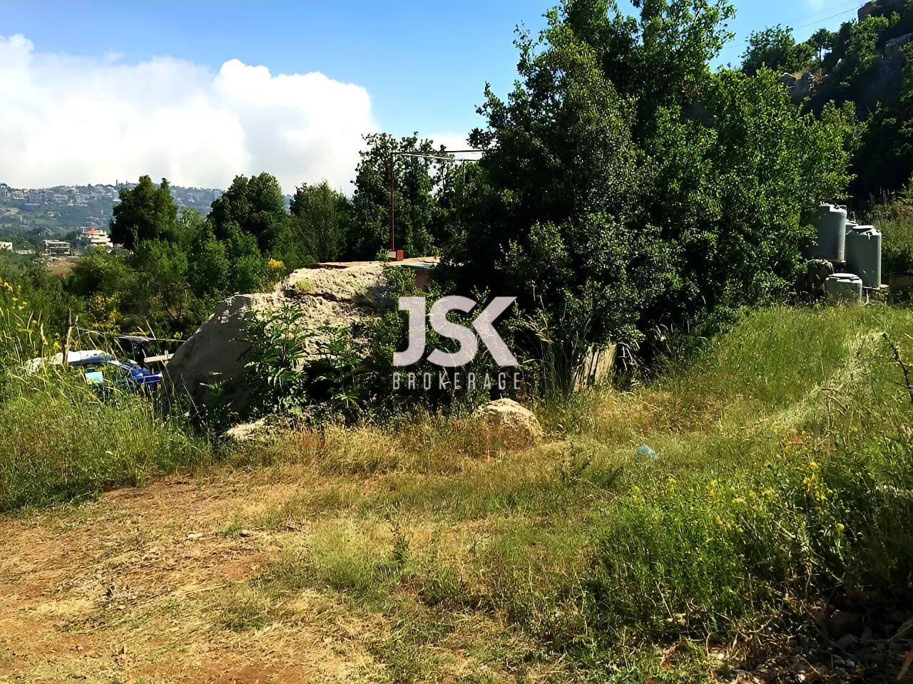 Land for Sale in Beqaatet Aachqout