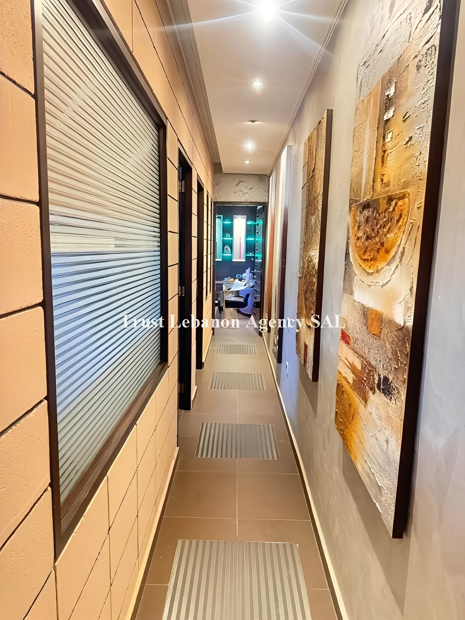 Office for rent in Metn, Sid El Bauchrieh