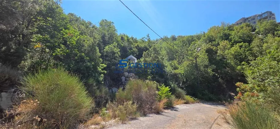 Residential Land for Sale in Kfardebian