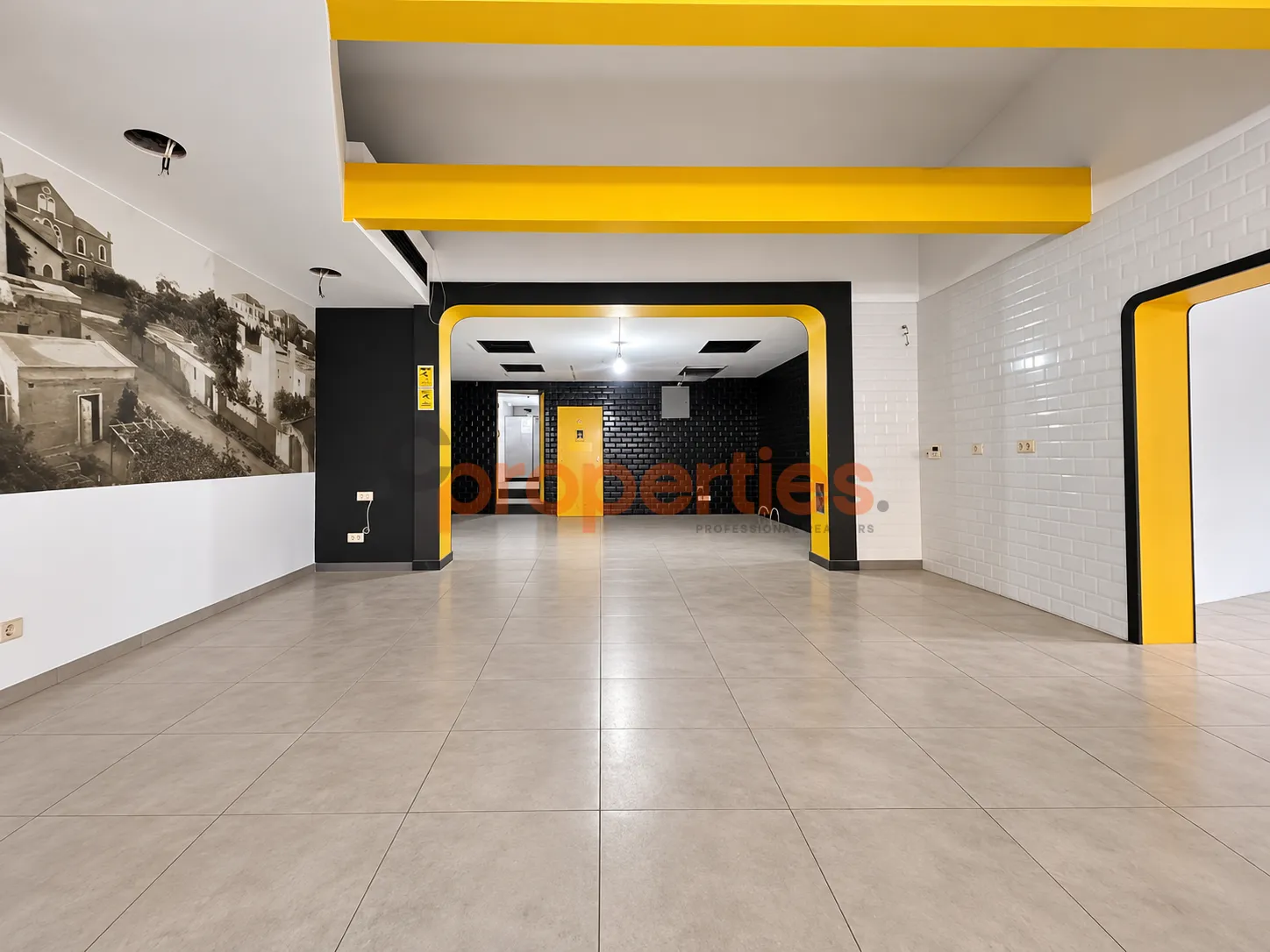 Shop for Rent in Hamra