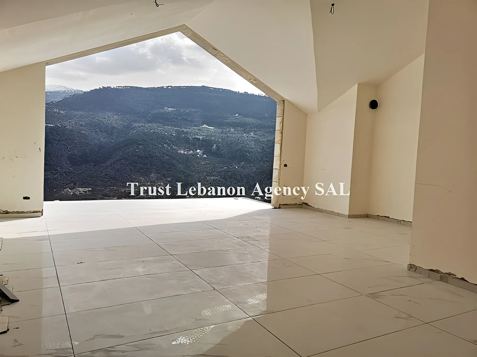 Apartment for Sale in Metn Baabdat Lebanon