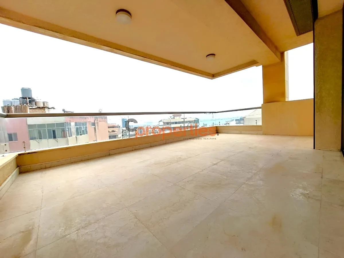 Apartment for Sale in Zalqa - 3 bed, 4 bath