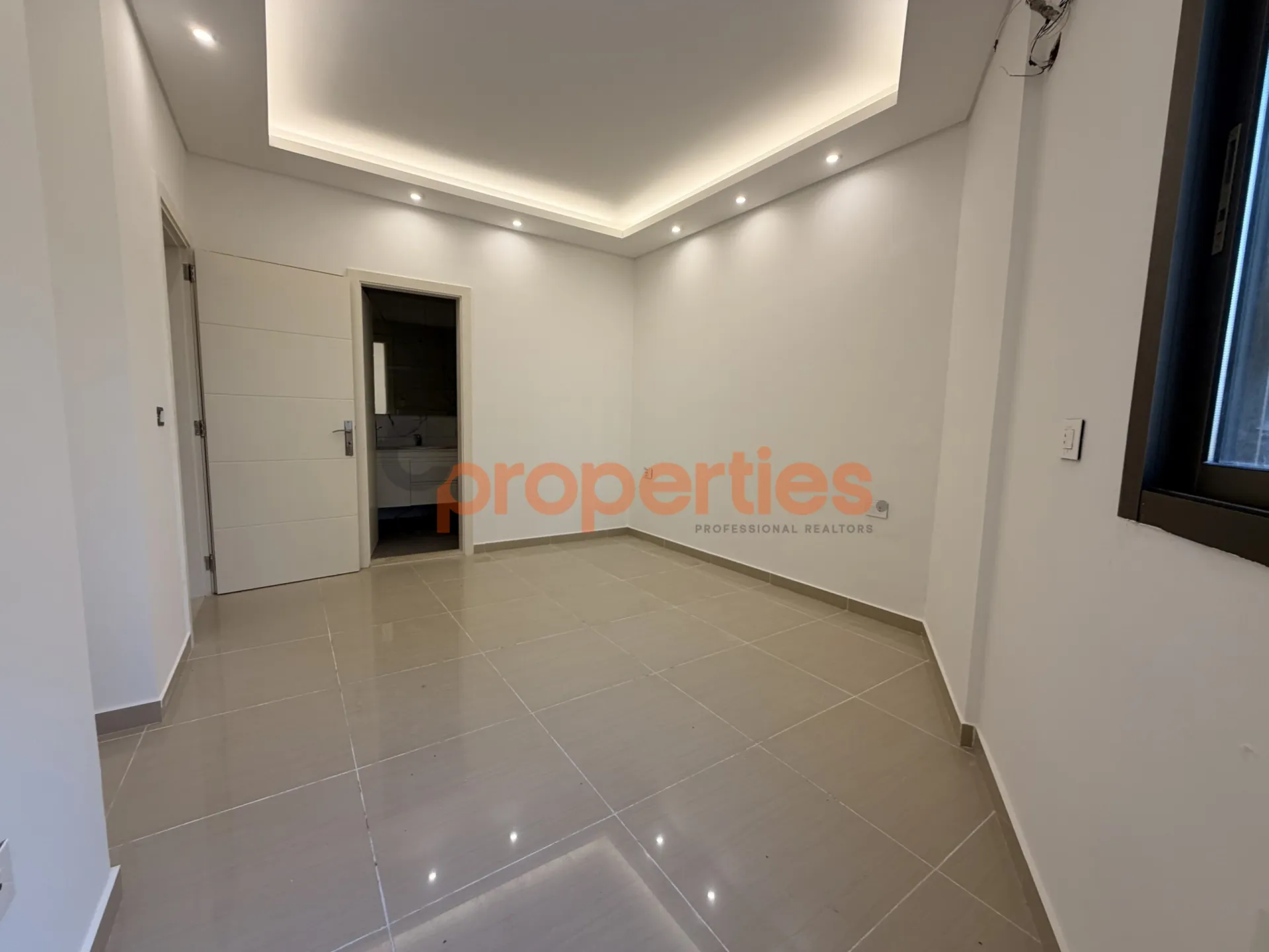 Apartment for Sale in Naqqache