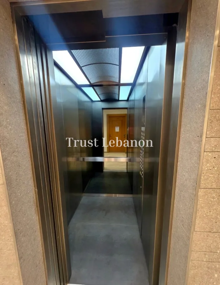 Office for rent in Horch Tabet, Lebanon
