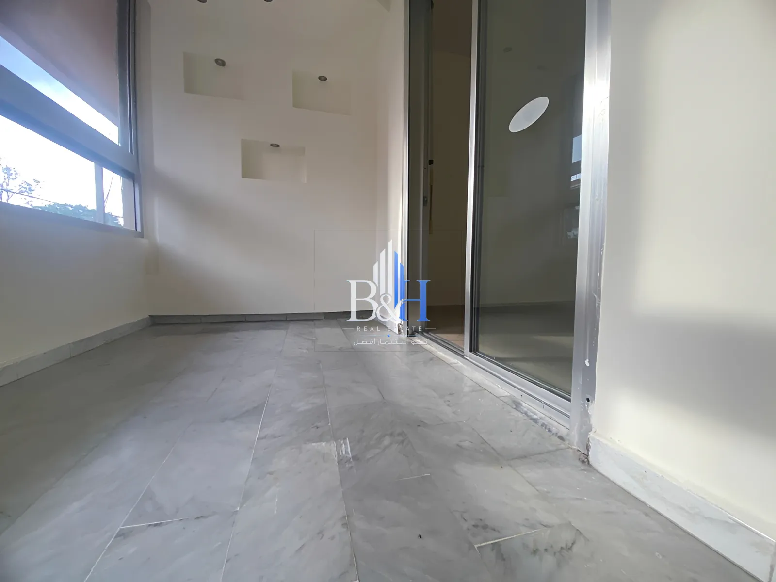 Apartment for sale in Dawhet aramoun, lebanon