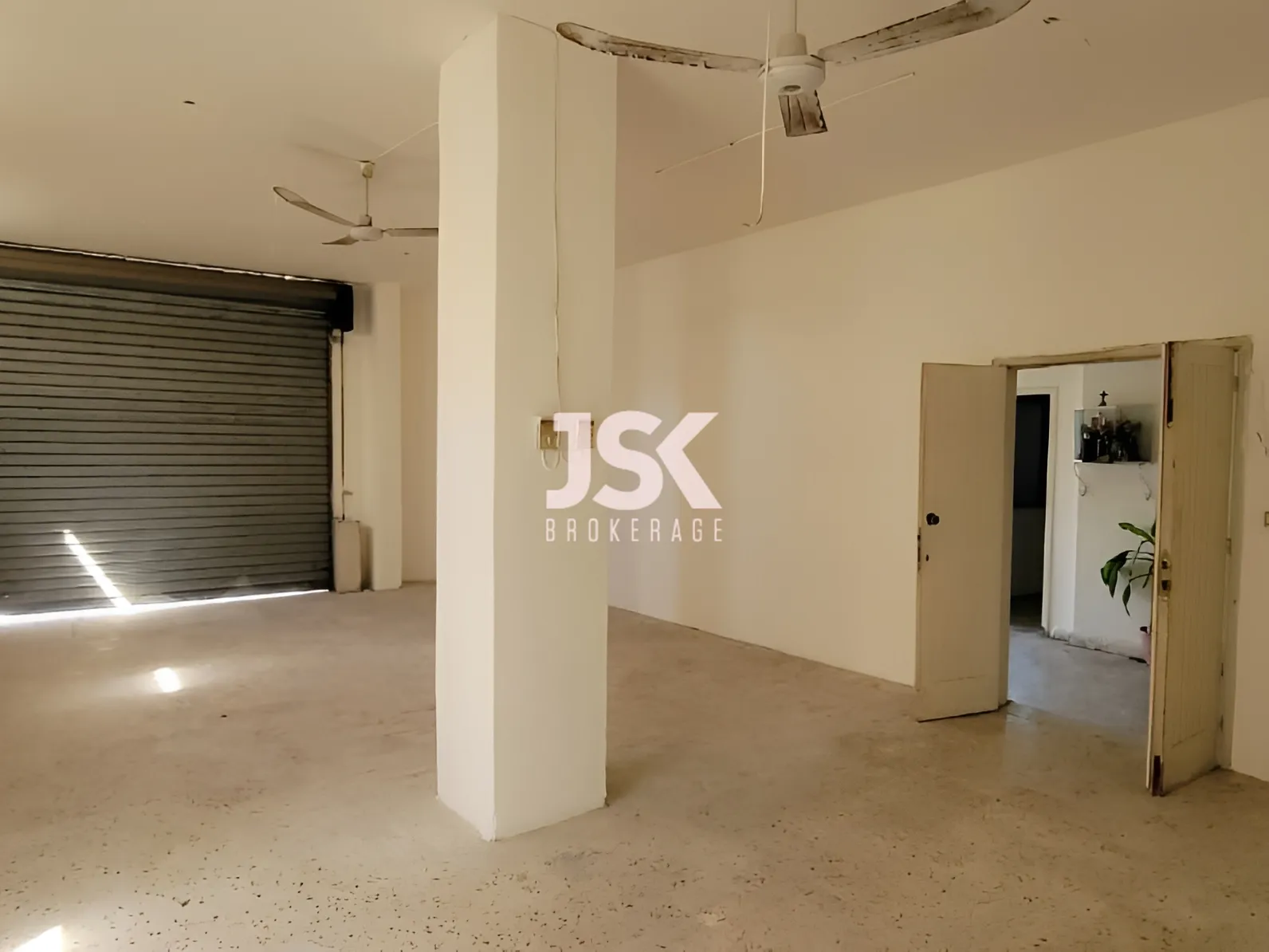 Warehouse for Sale in Qartaboun