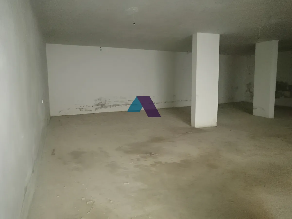 Warehouse for sale in Bsaba