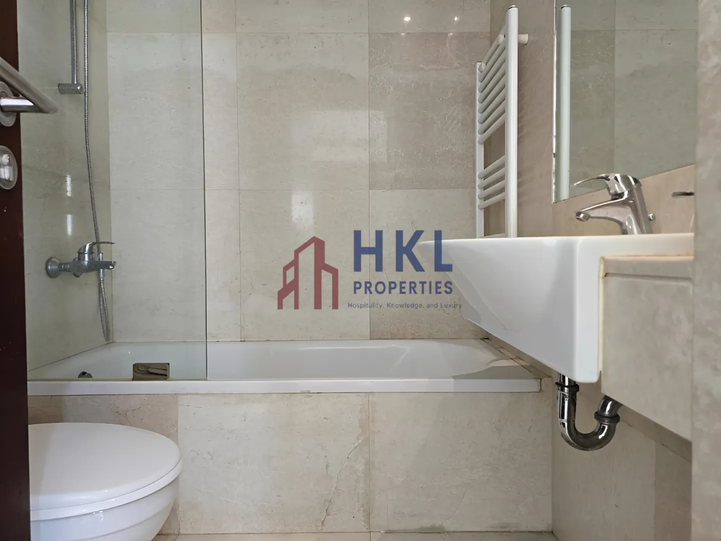 Apartment for sale in Hamra