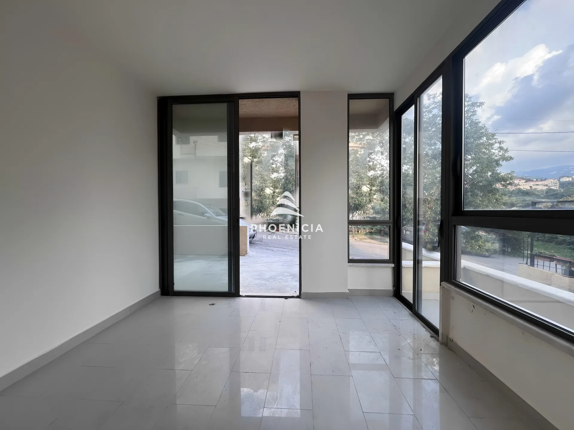 Apartment for Sale in Aamchit