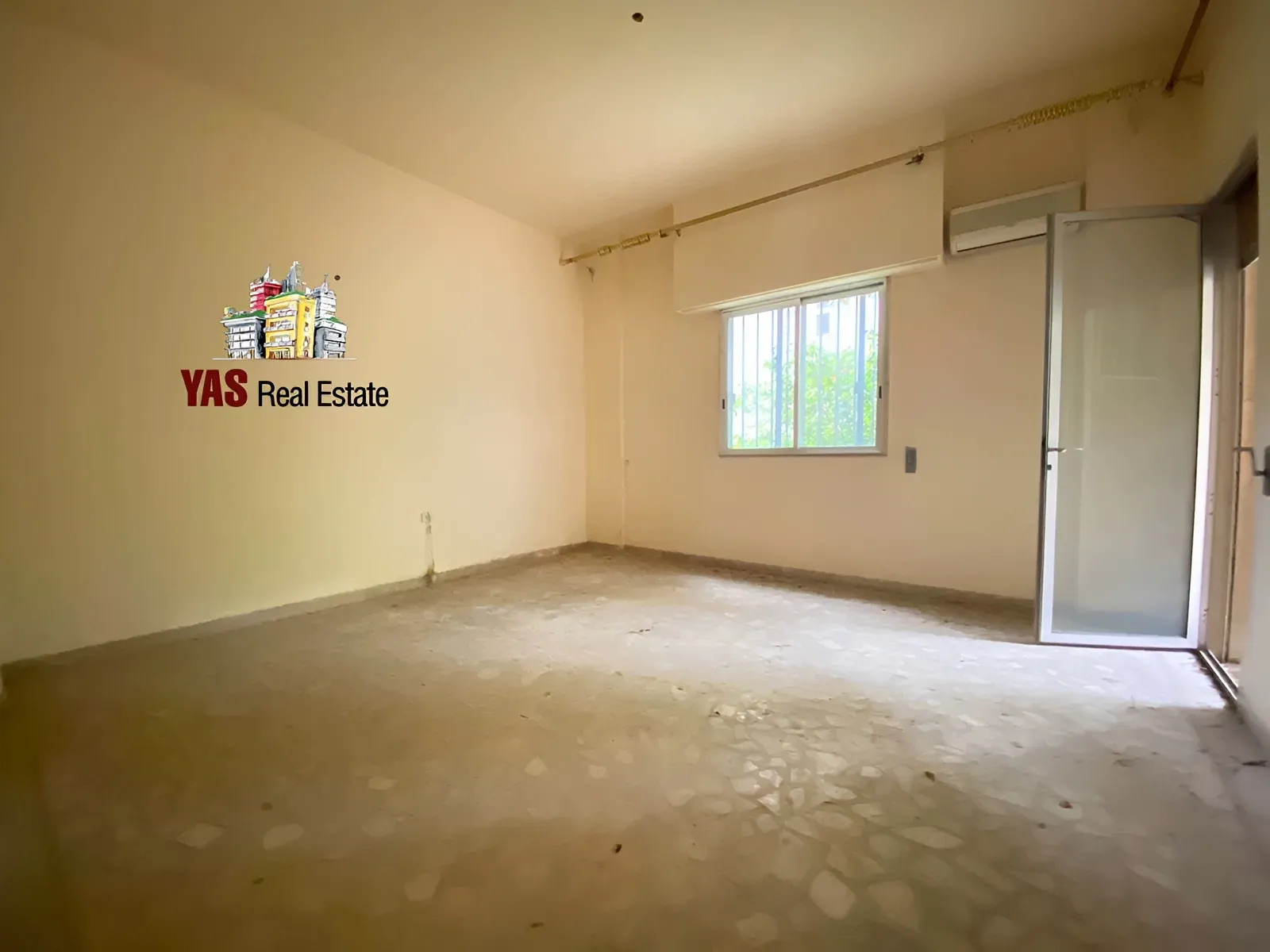 Apartment for Sale in Adonis - 3 bed, 2 bath