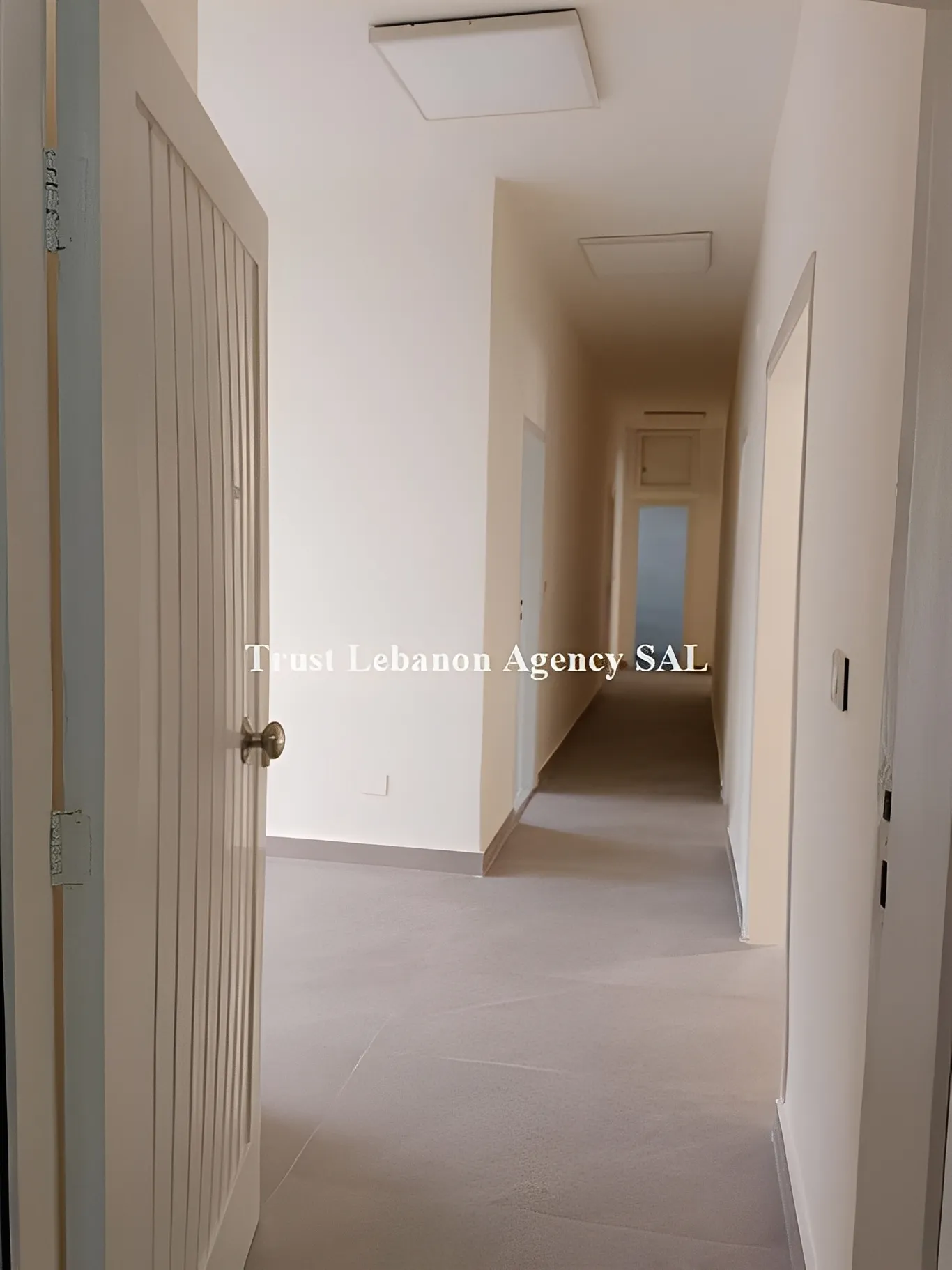Office for rent in Achrafieh