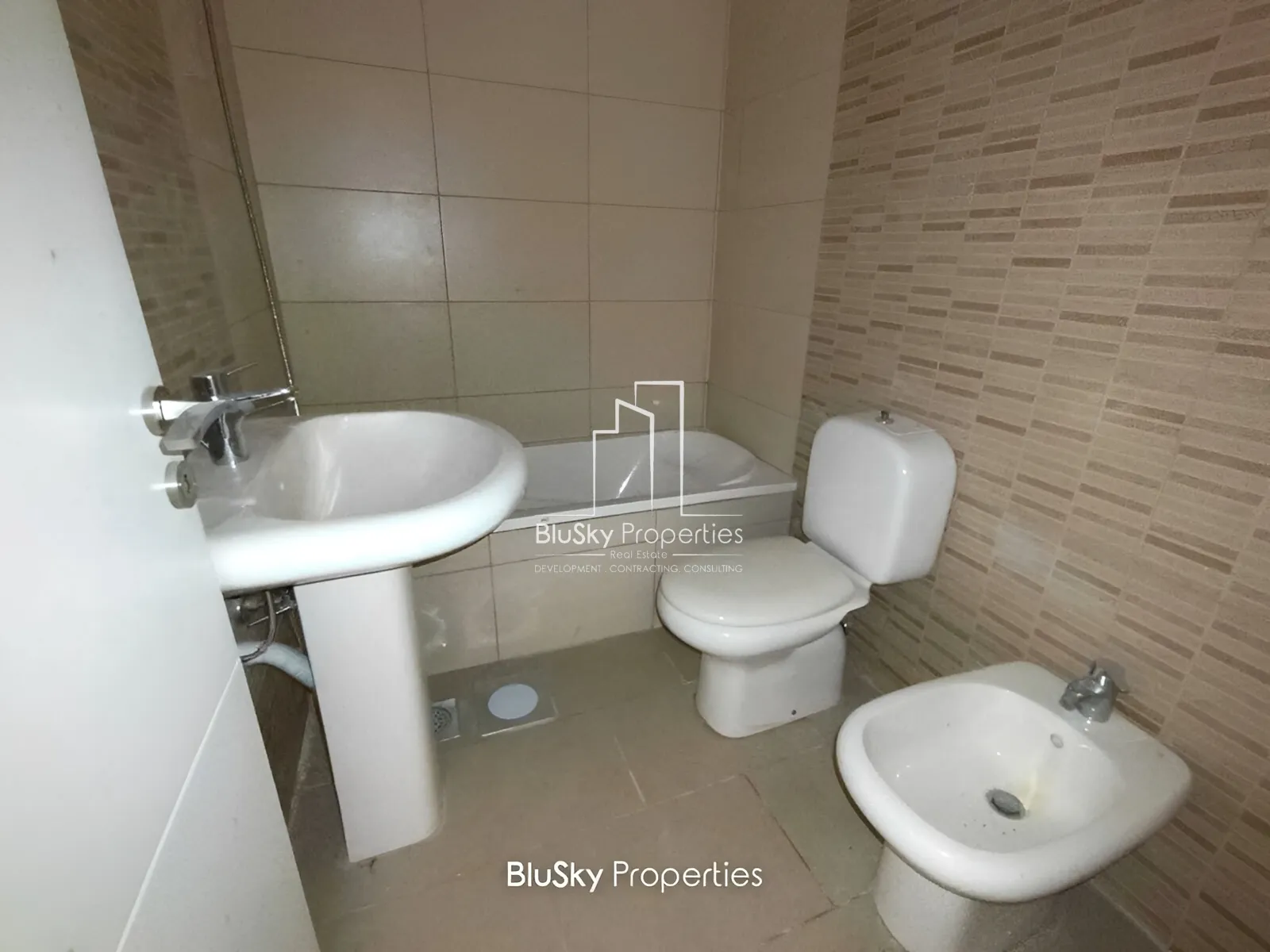 Apartment for Sale in Okaibe
