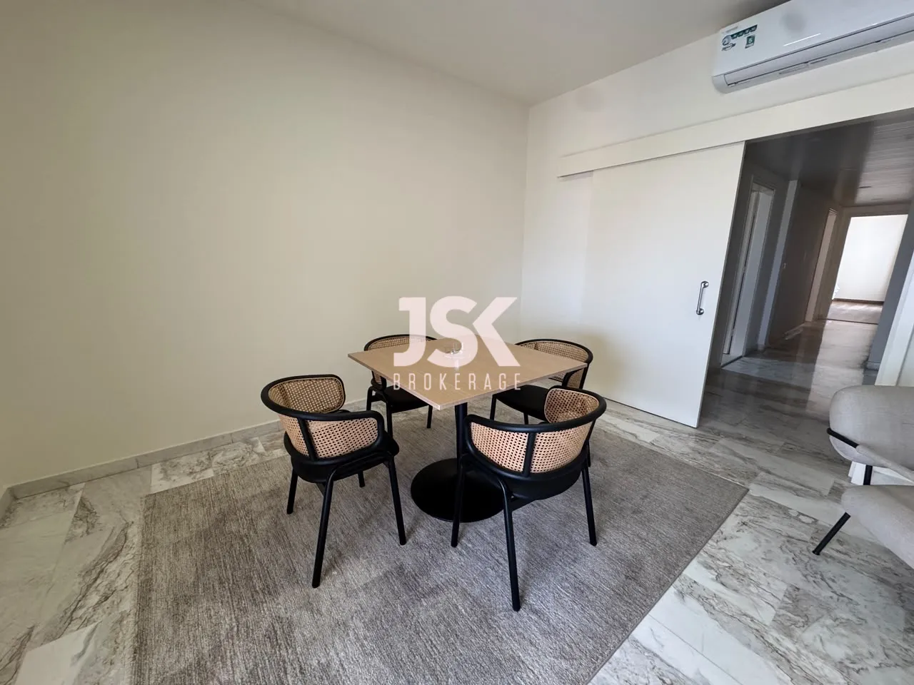 Apartment for Sale in Msaytbeh