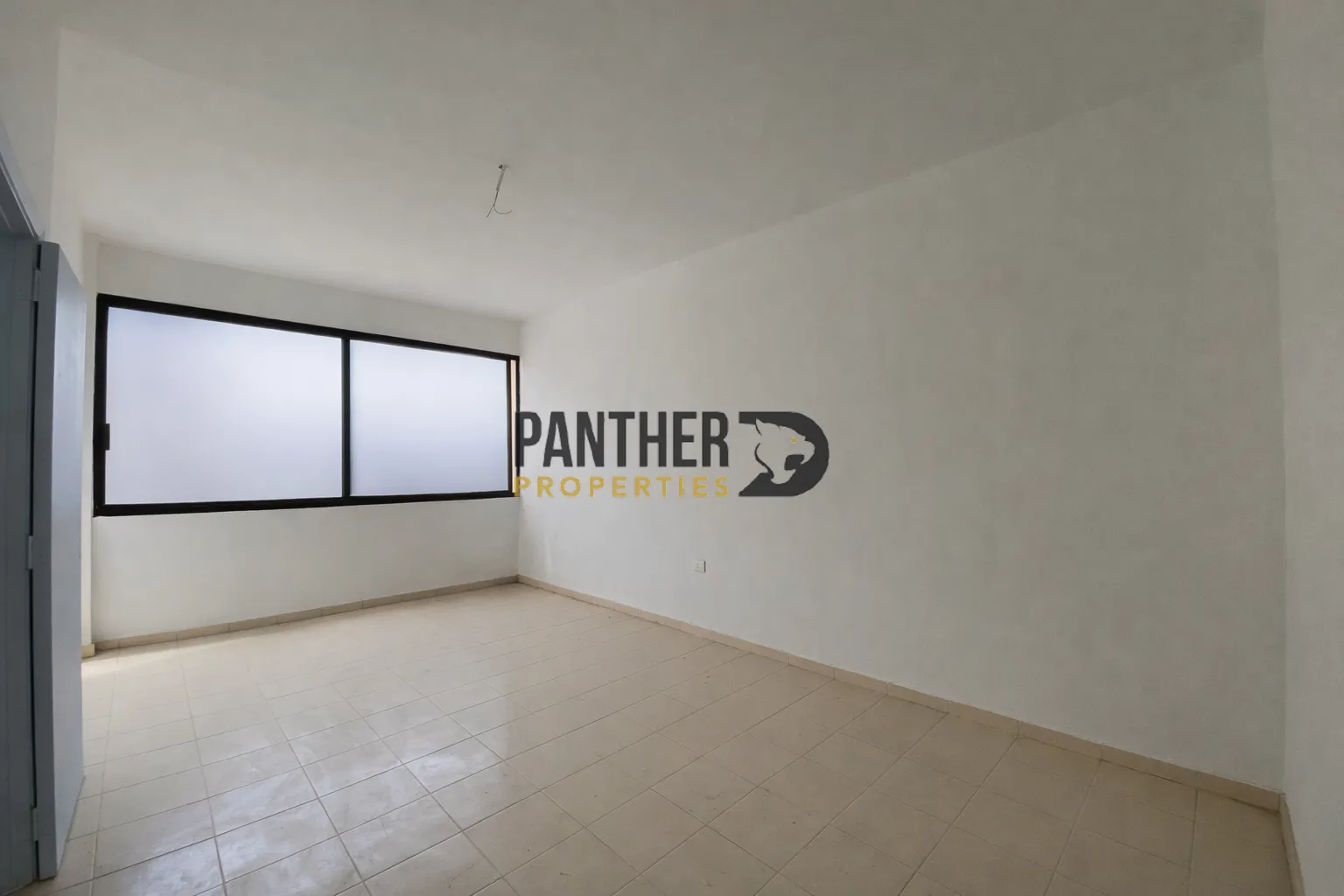 Office for rent in Horch tabet, lebanon