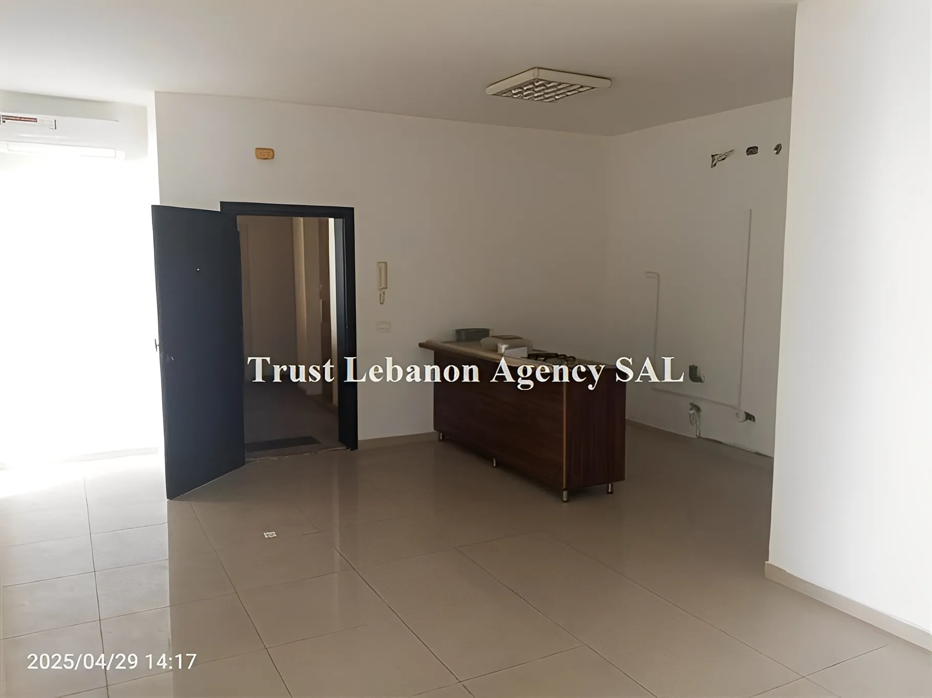 Office for rent in Baabda, Hazmieh