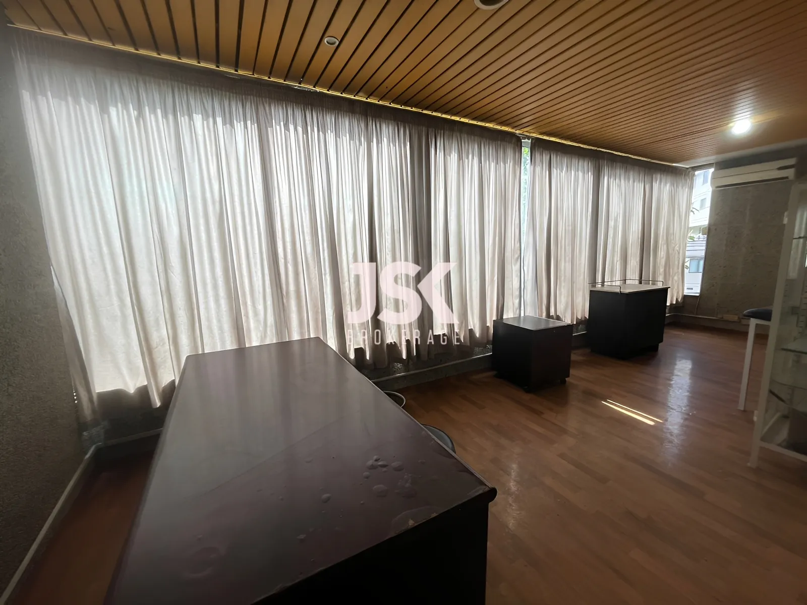 Office for Rent in Achrafieh