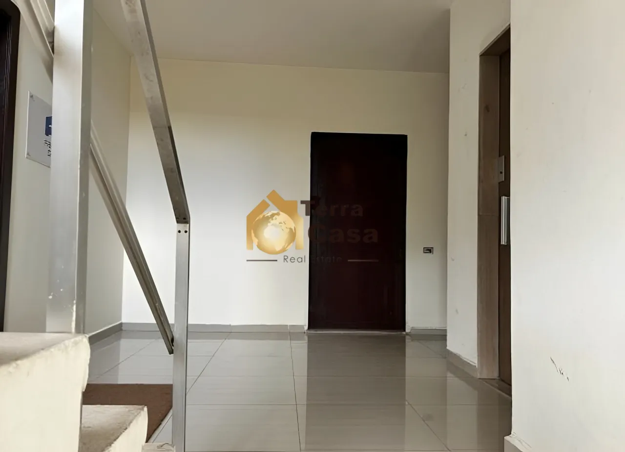 Commercial for sale in Baabda