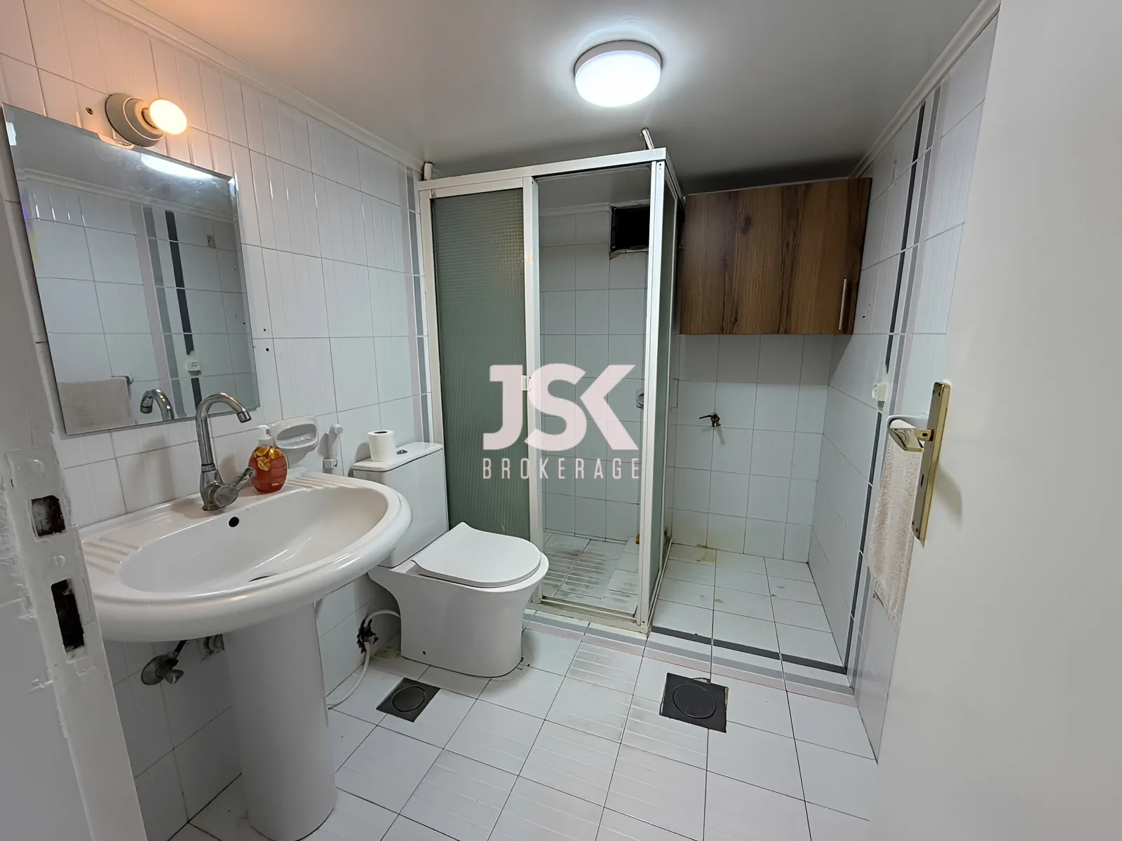 Chalet for Sale in Anfeh