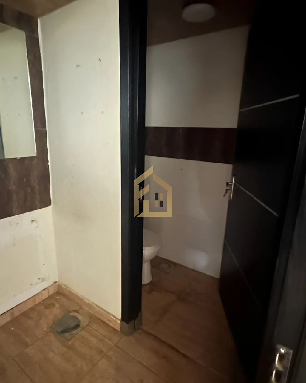 Shop for rent in Dbayeh, Lebanon