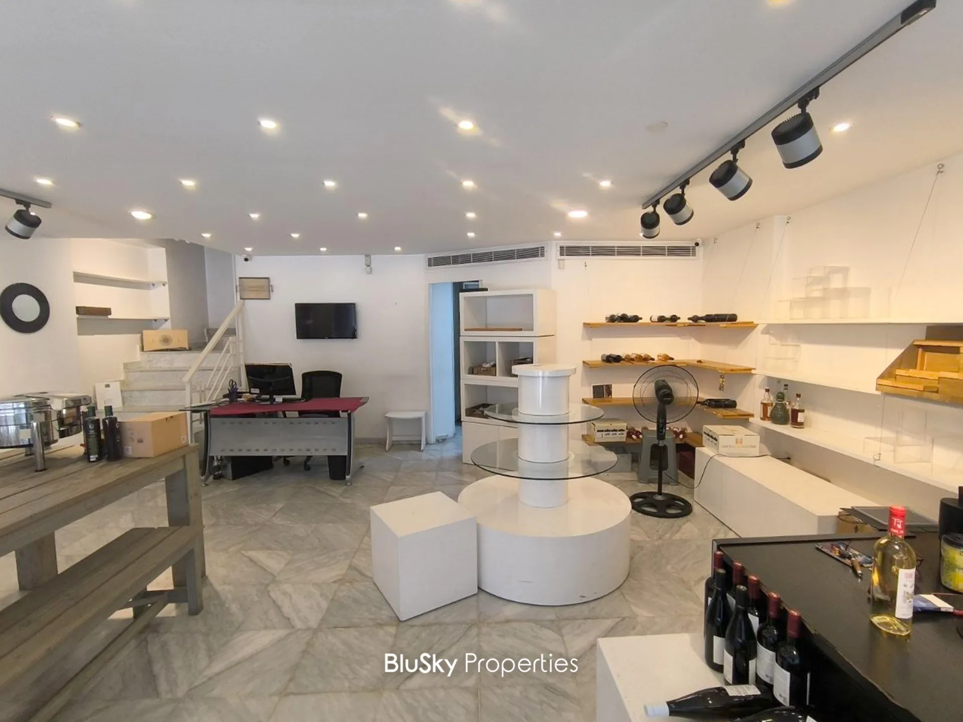 Shop for rent in Antelias, lebanon