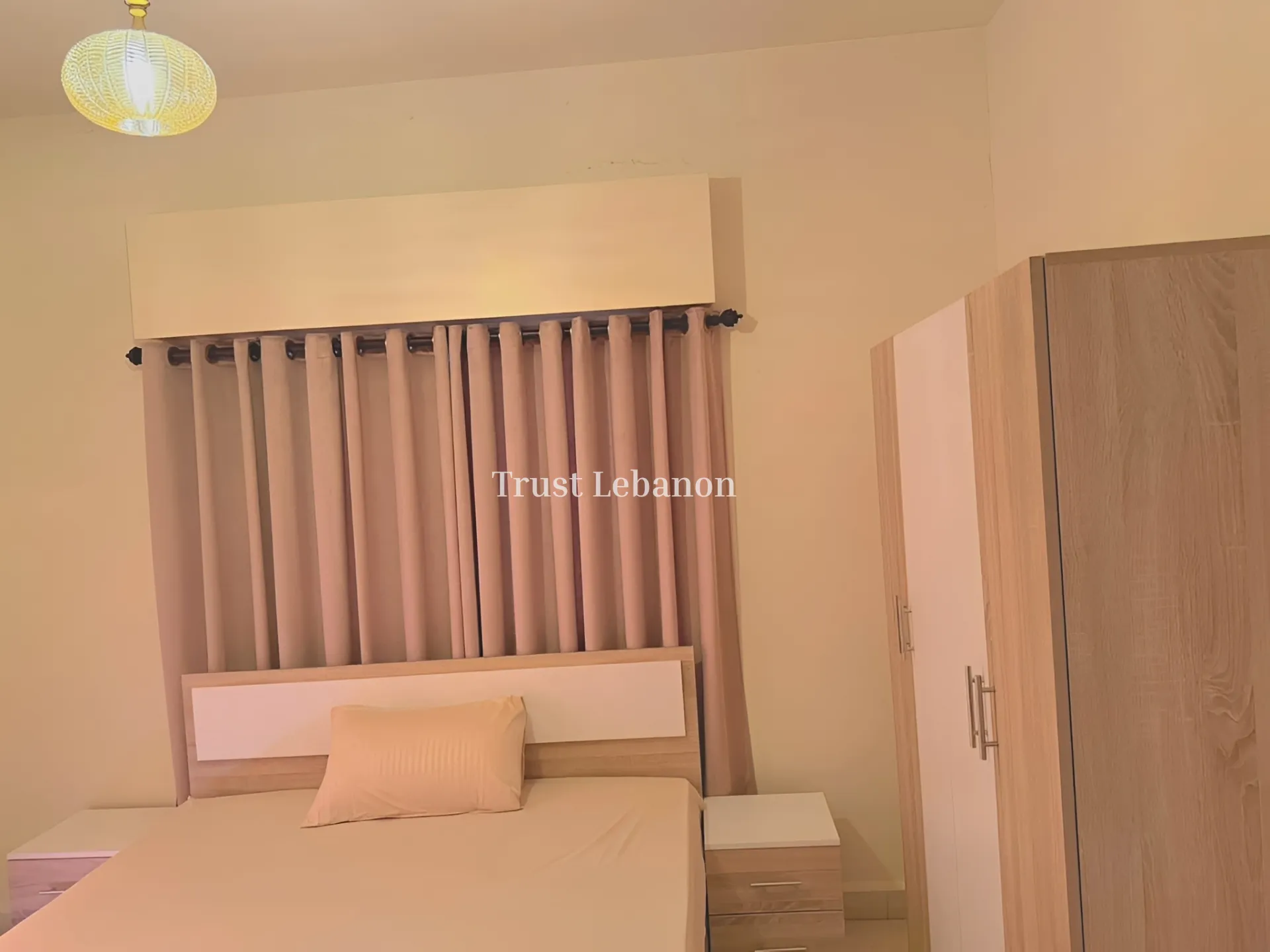 Apartment for rent in Mazraat Yachoua, Lebanon - 3 bed, 3 bath