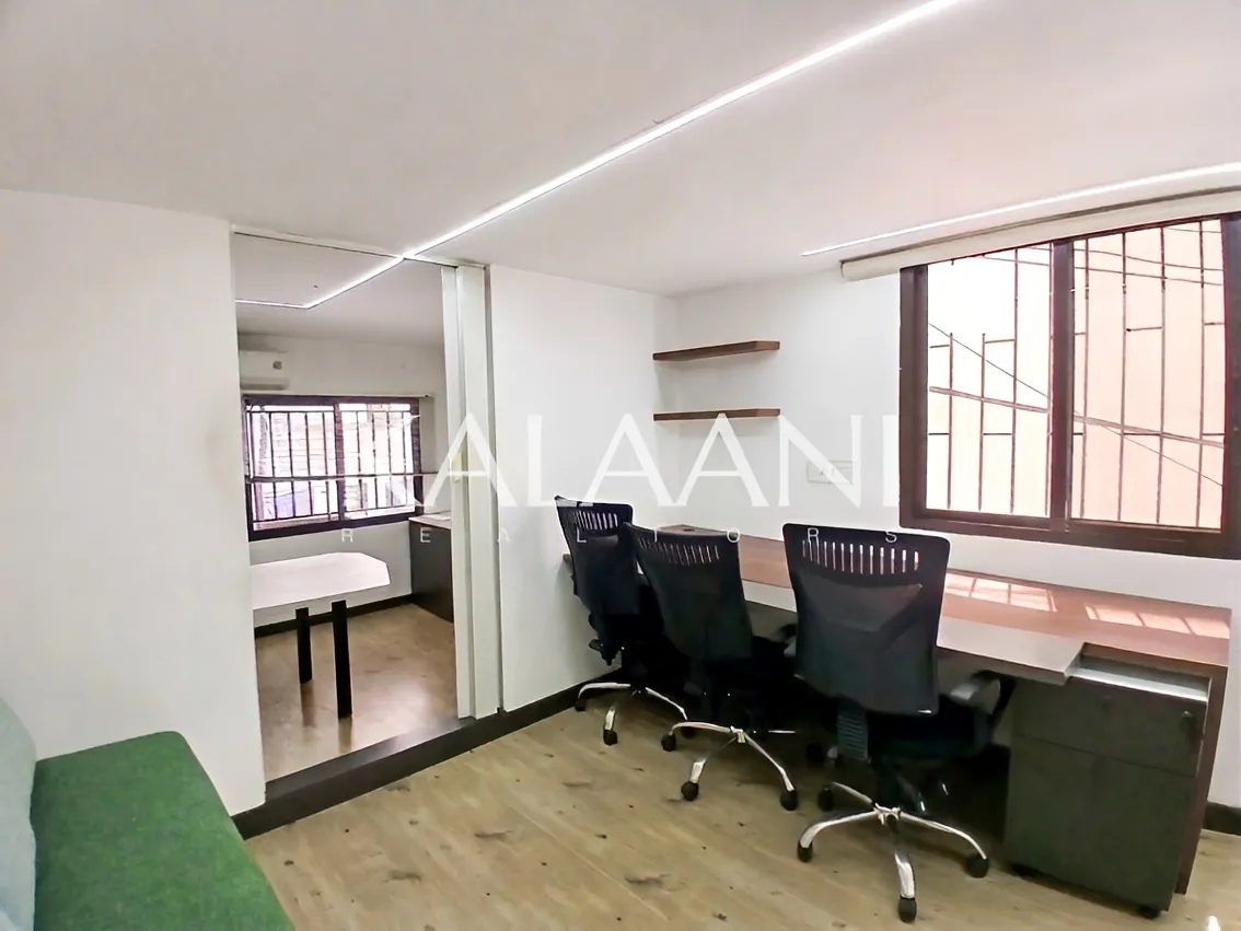 Office for sale in Ain El Remmaneh