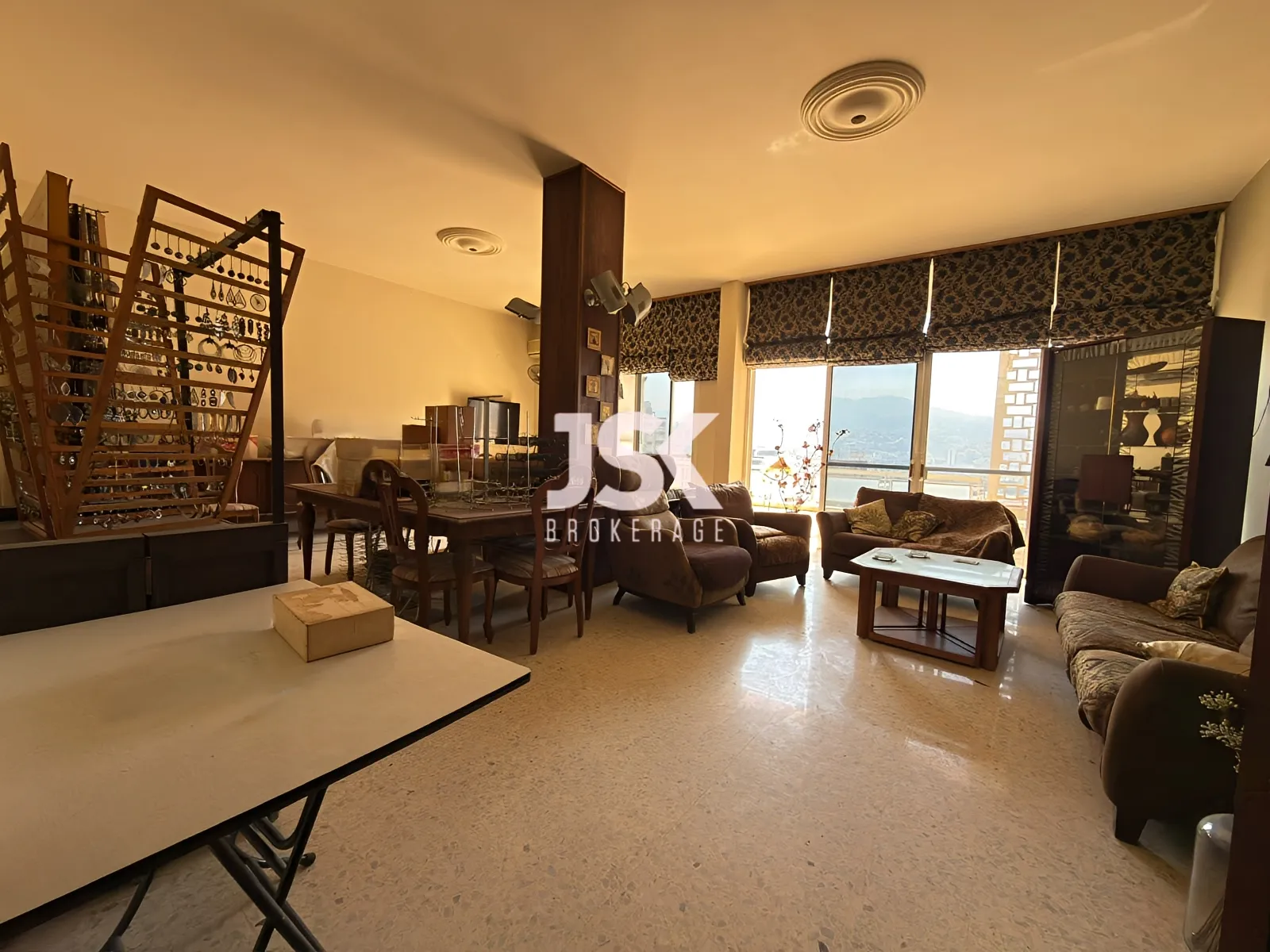 Apartment for Sale in Ain El Remmaneh