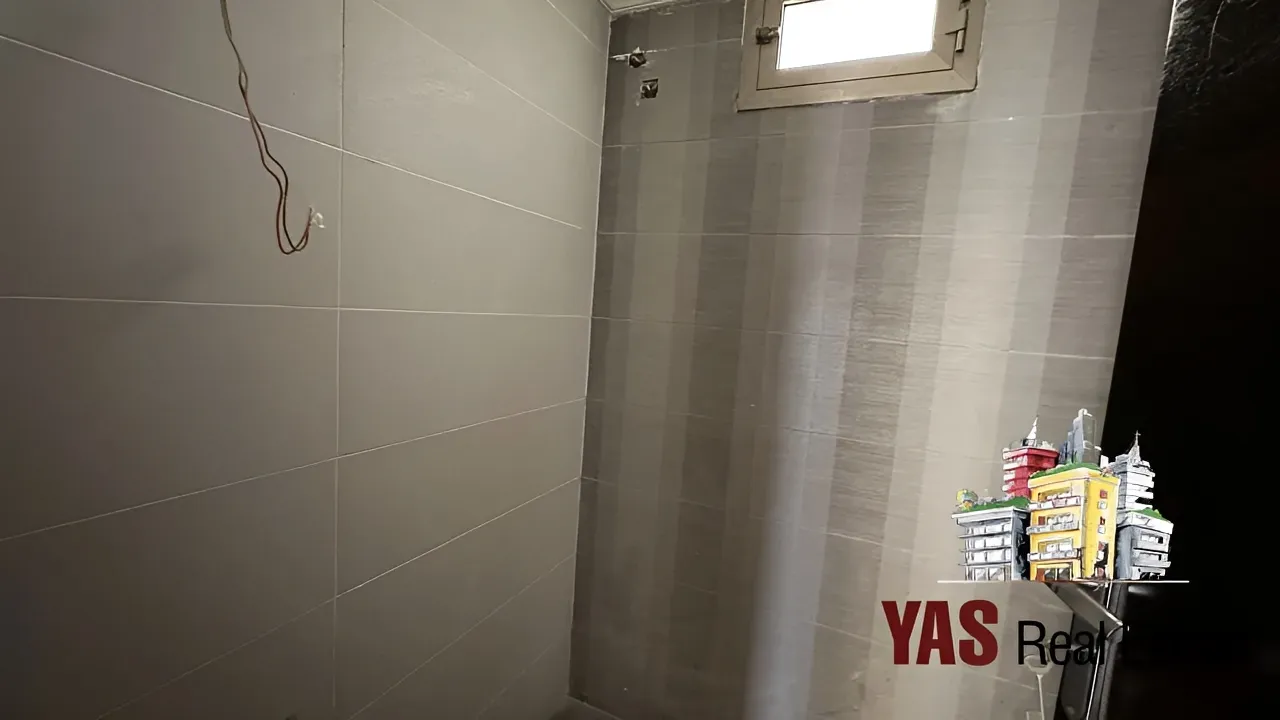 Apartment for Sale in Ballouneh