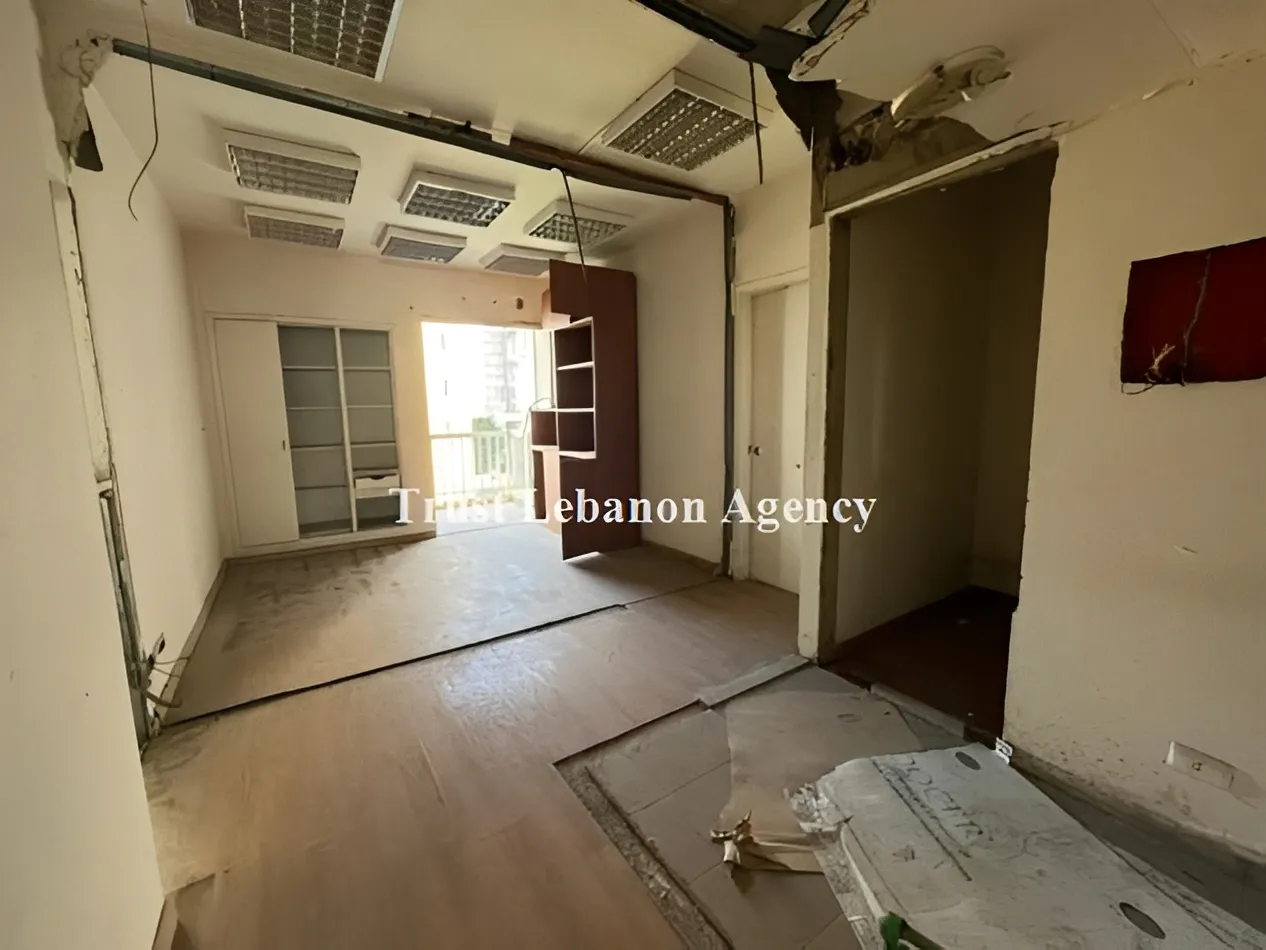 Office for rent in Achrafieh, Mar Michael