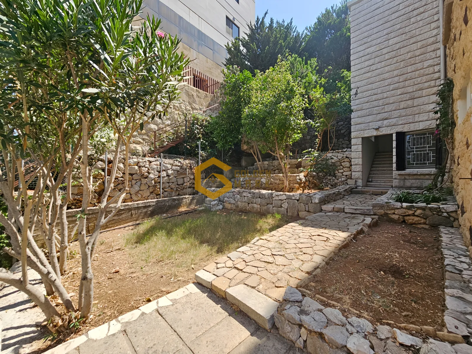Apartment for Rent in Ain Saadeh