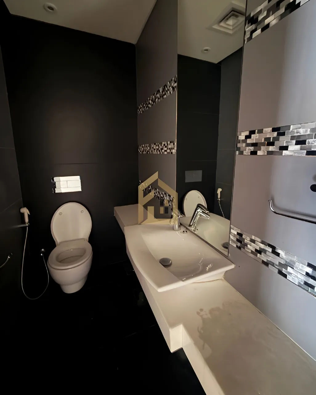 Apartment for sale in Sodeco, Beirut, Lebanon - 3 bed, 5 bath