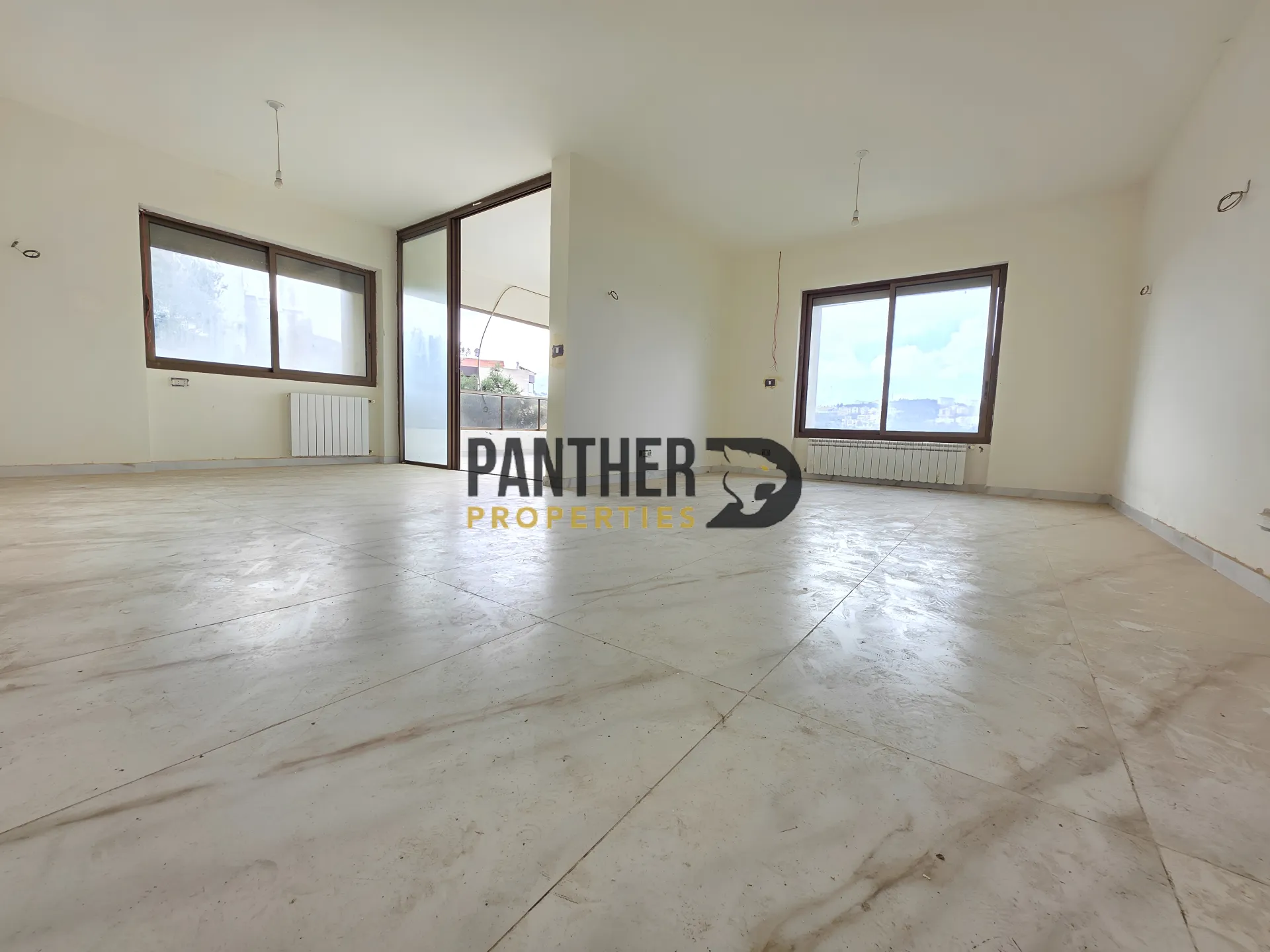 Residential in Montiverdi, lebanon - 3 bed, 4.0 bath