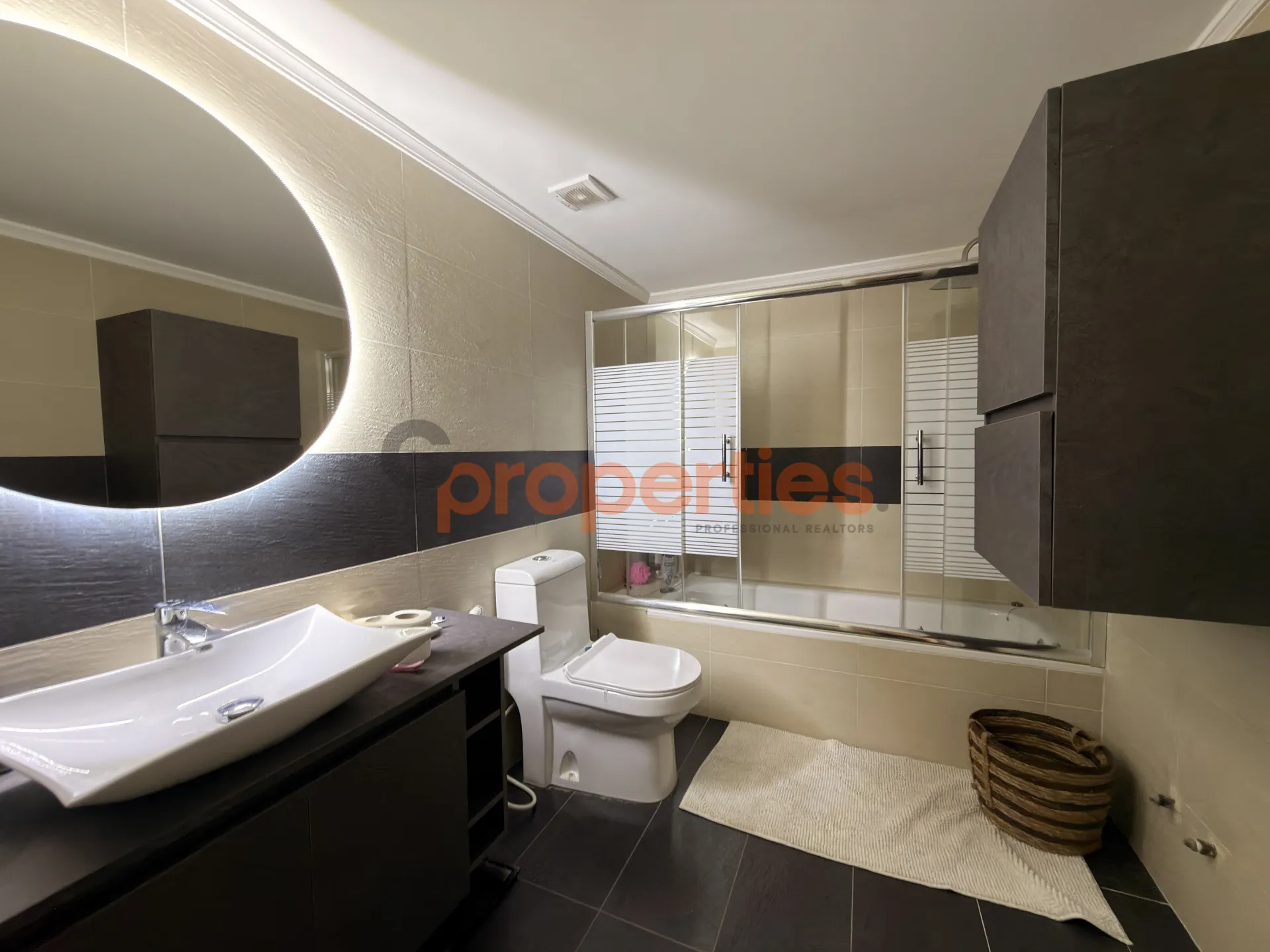 Apartment for Sale in Bsalim