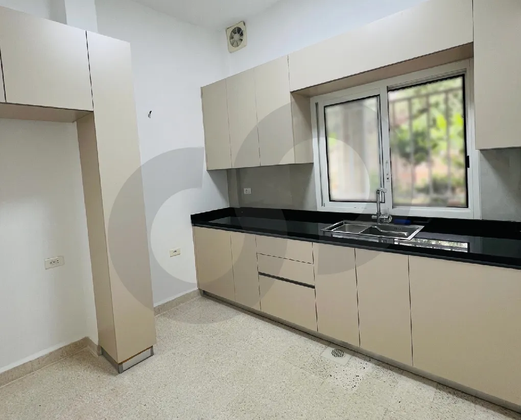 Apartment for Rent in Haret Sakher