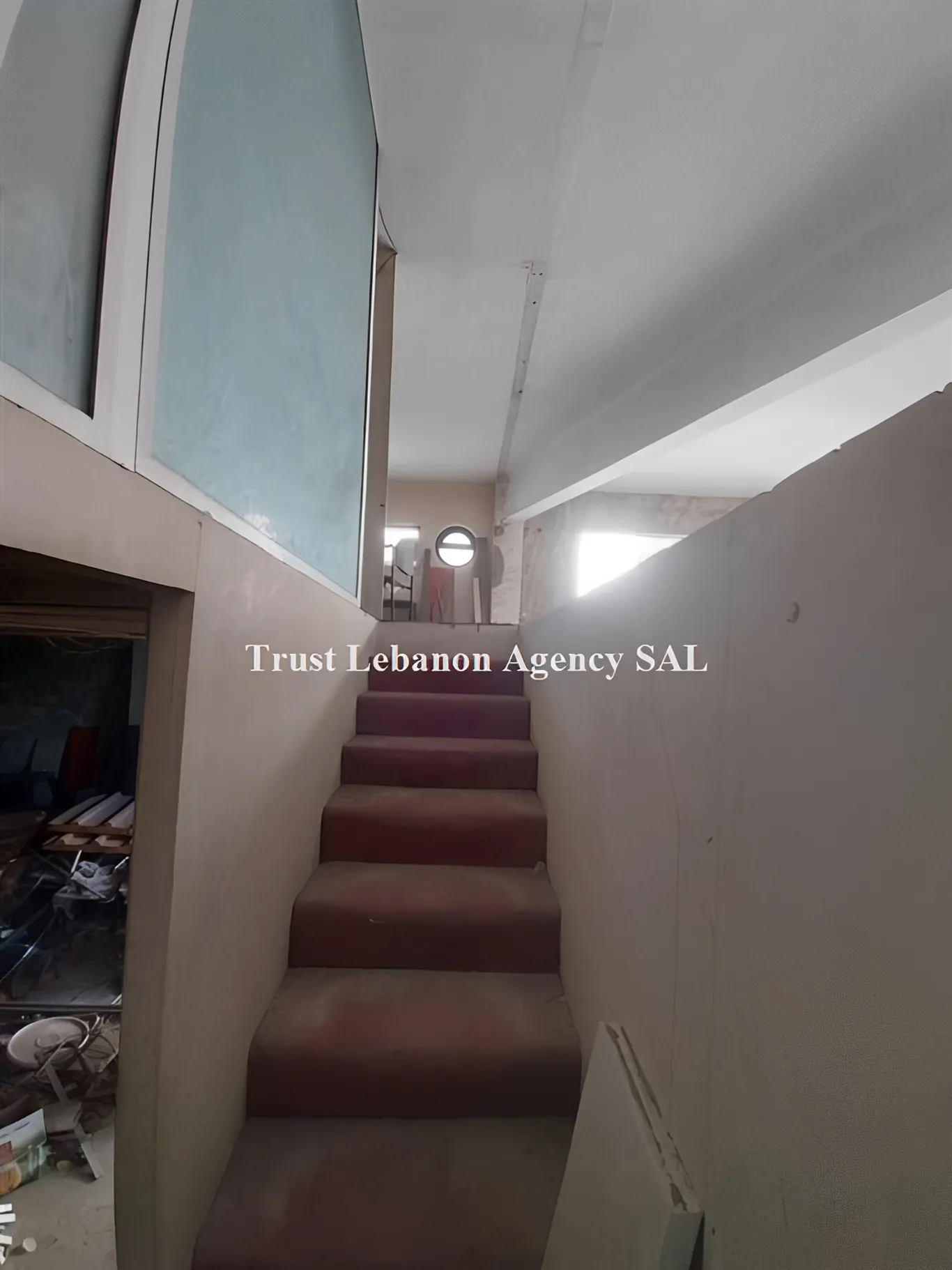 Commercial Property For Rent in Metn, Mkalles