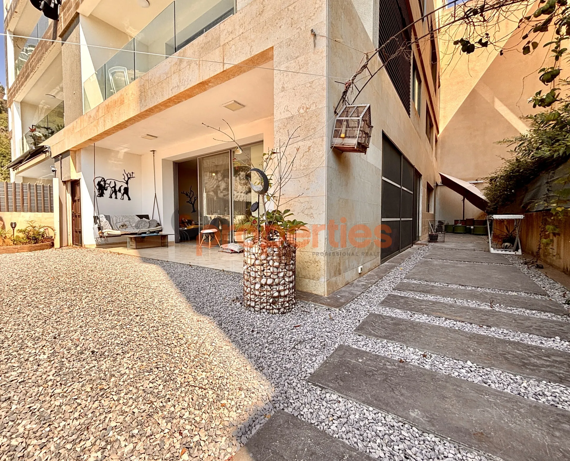 Apartment for Sale in Qennabet Broummana