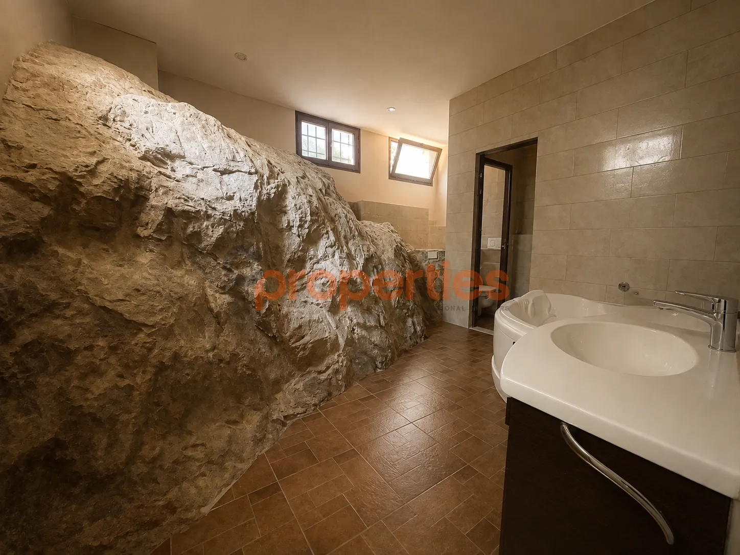 House for Sale in Ajaltoun