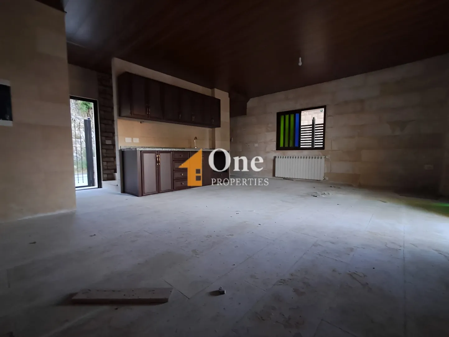 Triplex for sale in Mechmech, Lebanon - 2 bed, 4 bath
