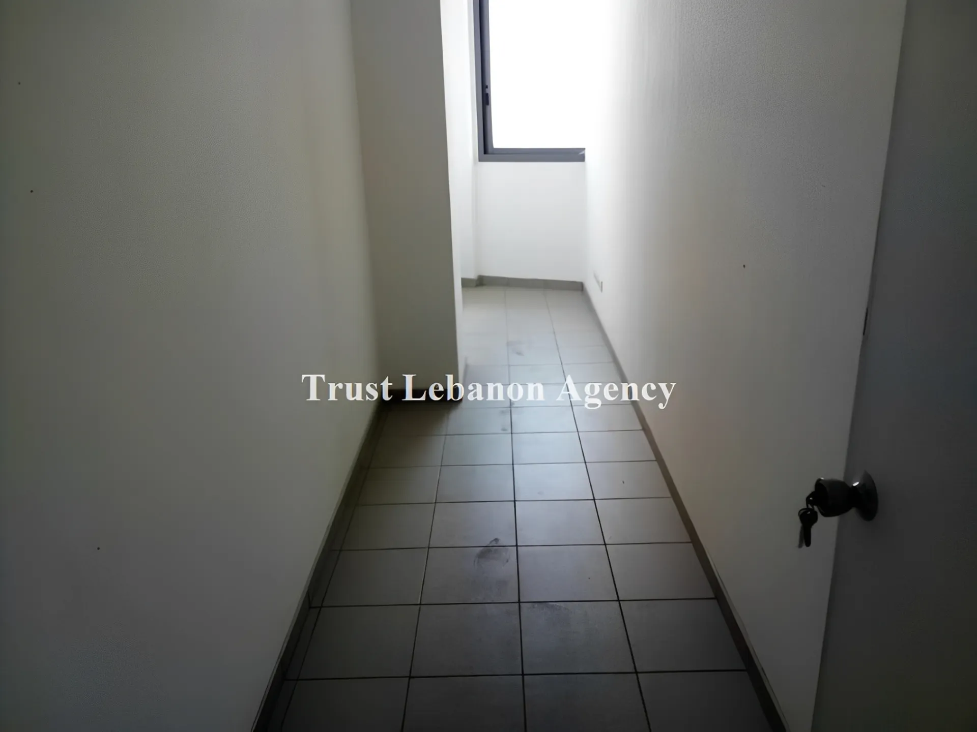 Office for rent in Baabda, Hazmieh