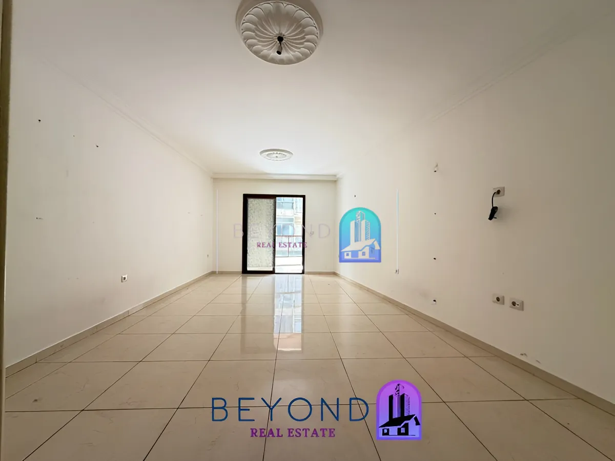 Apartment for rent in Verdun, Bayrut, Lebanon - 2 bed, 2 bath