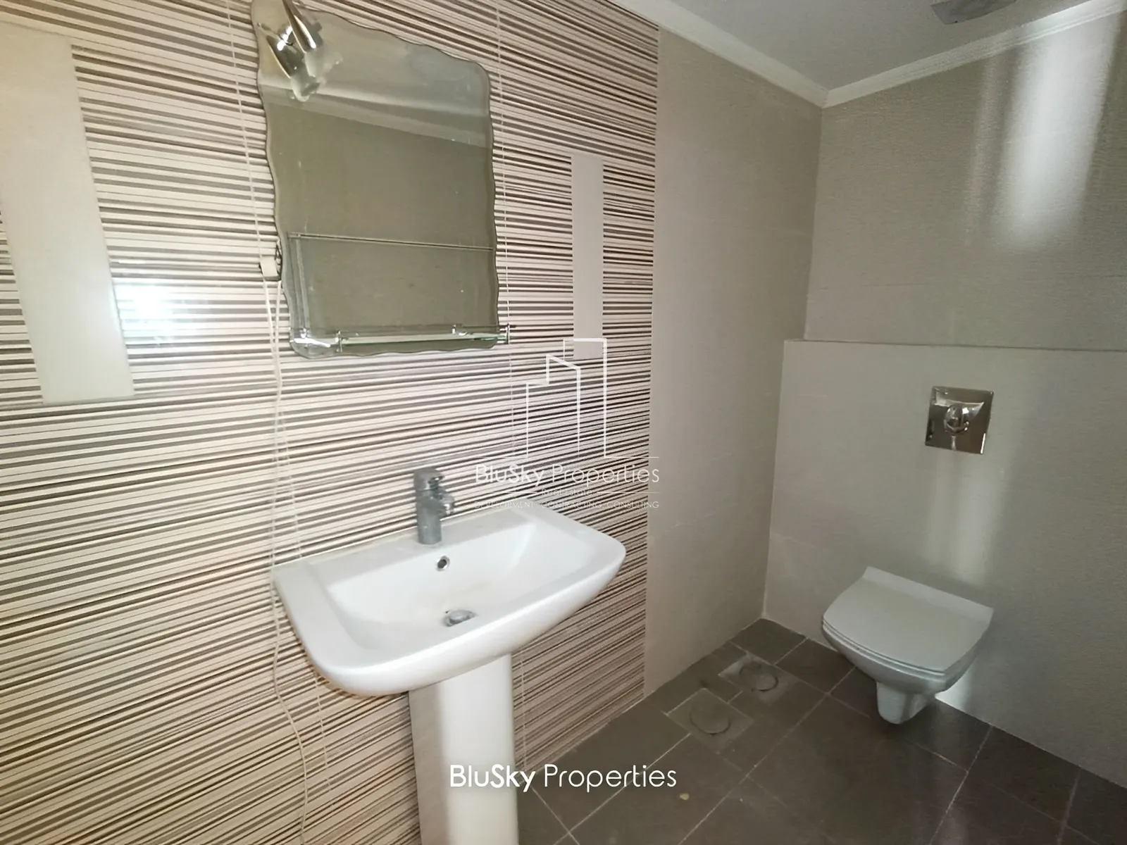Apartment for Sale in Nahr Ibrahim