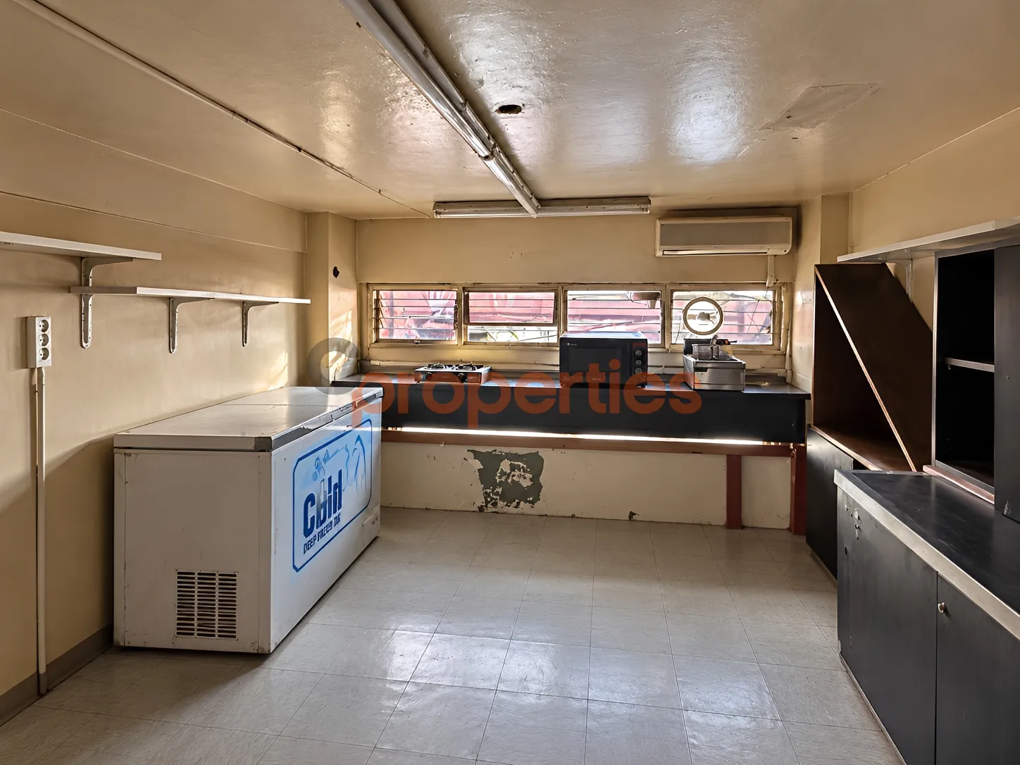 Shop for Rent in Mar Mikhael