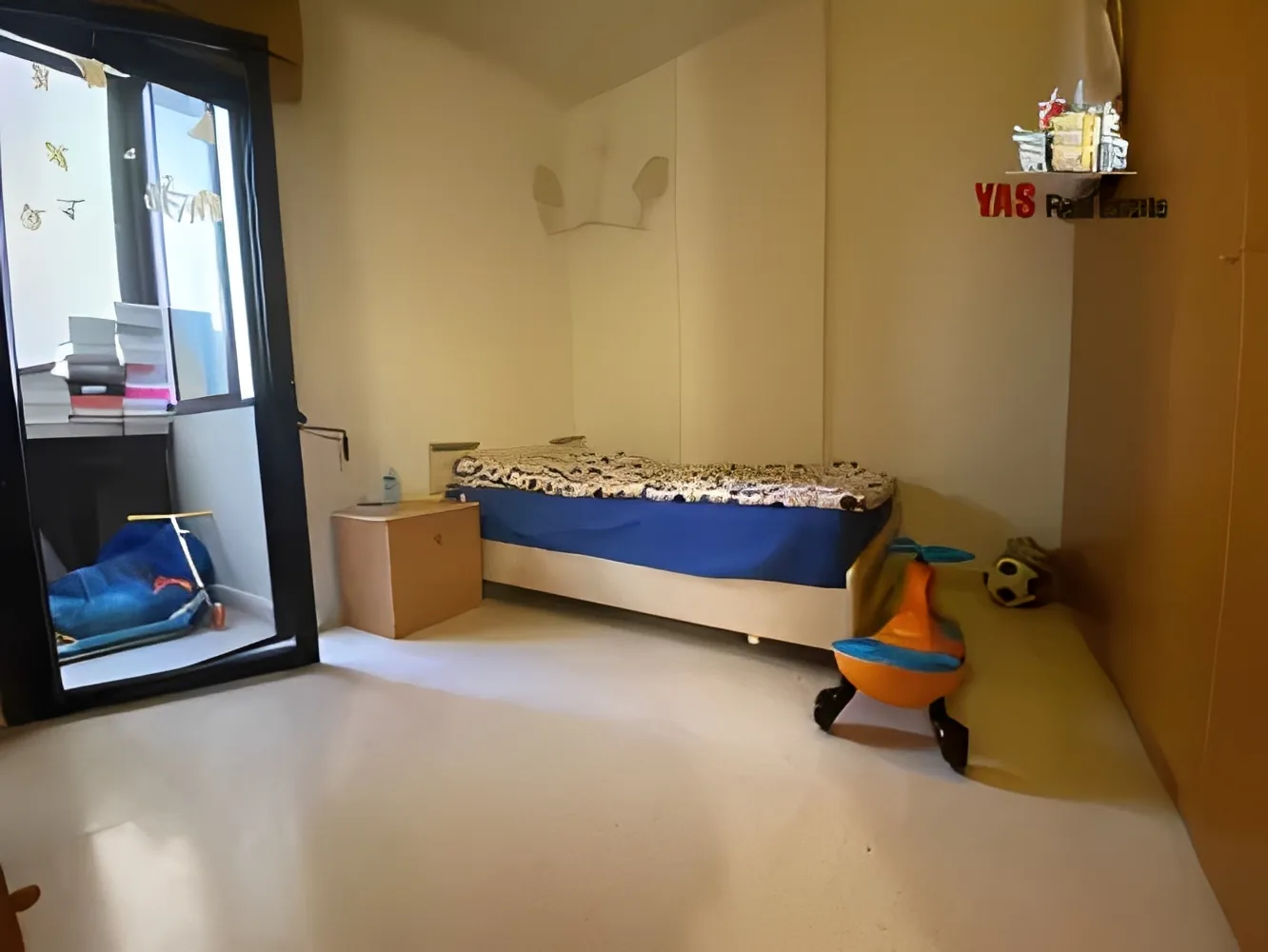 Apartment for Sale in Adonis - 3 bed, 2 bath