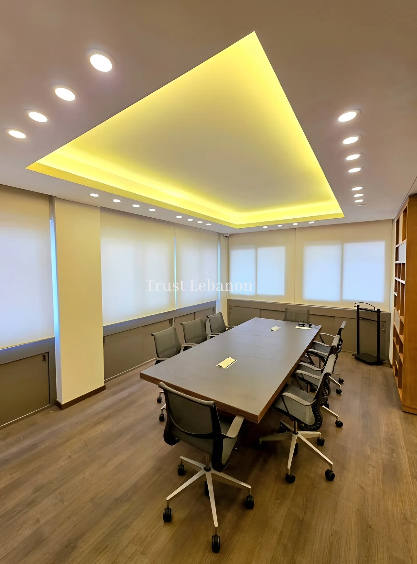 Office for sale in Daoura, Lebanon