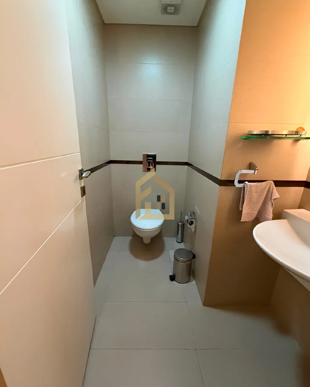 Apartment for rent in Hazmieh, Lebanon - 2 bed, 3 bath