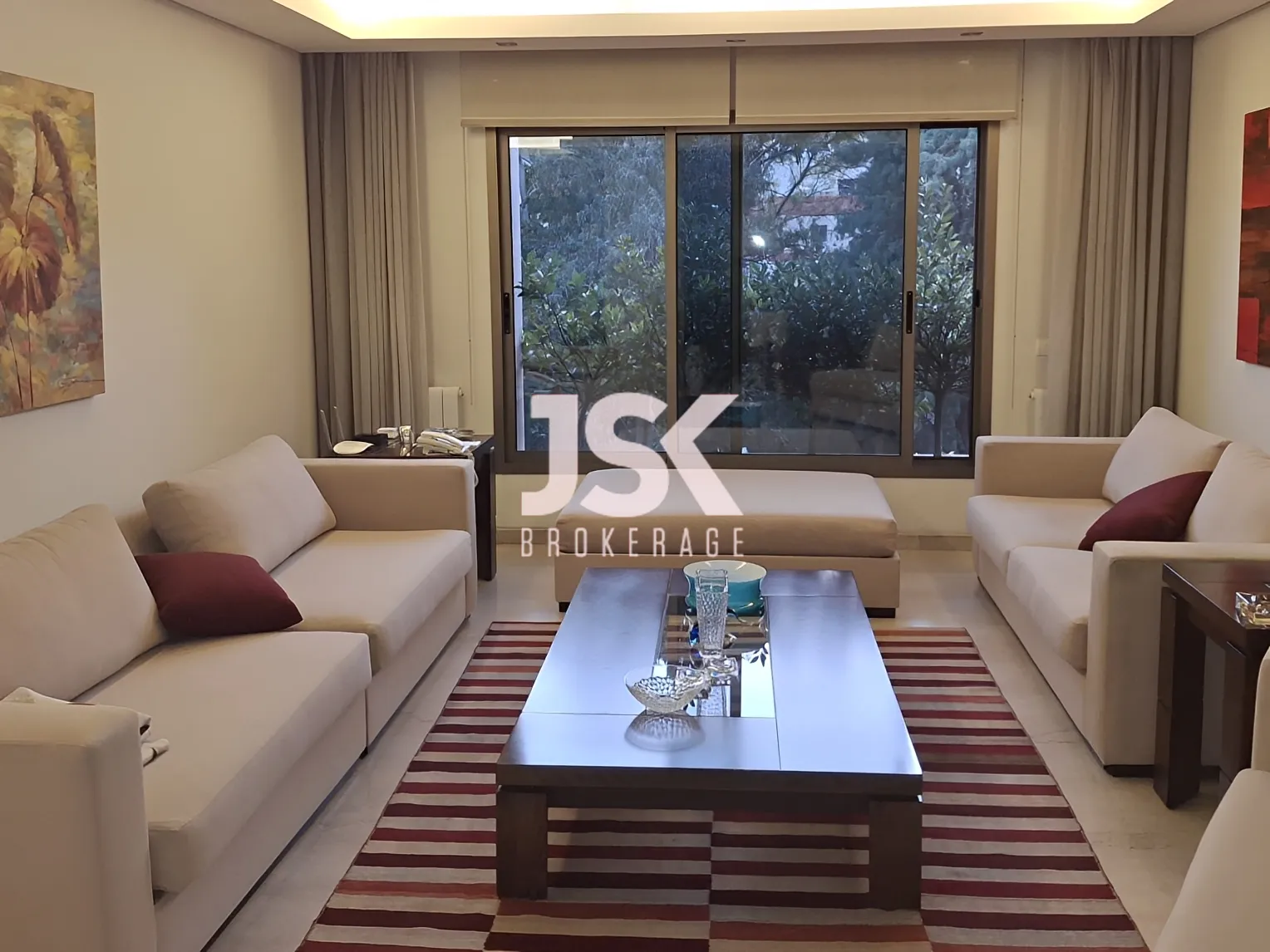 Apartment for Rent in Sin El Fil - 3 bed