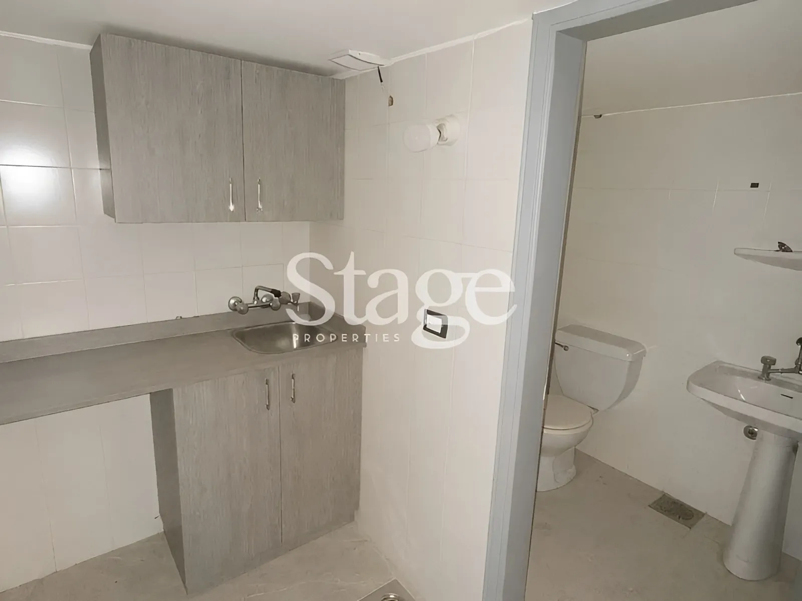 Office for sale in Mansourieh, Lebanon