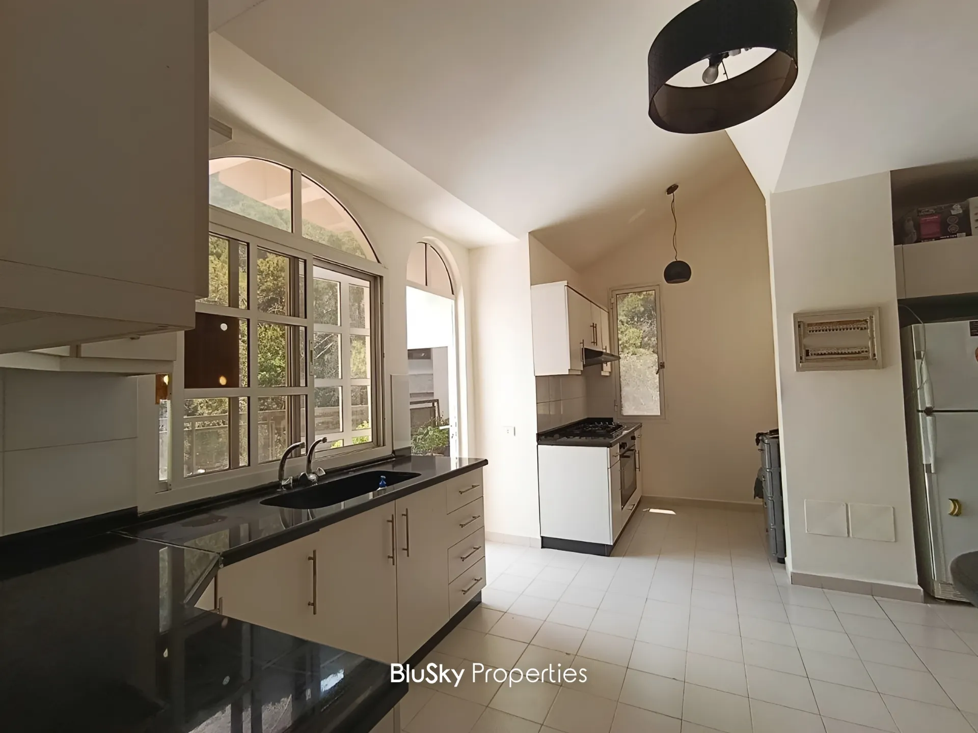 Apartment for sale in Haret sakher, lebanon