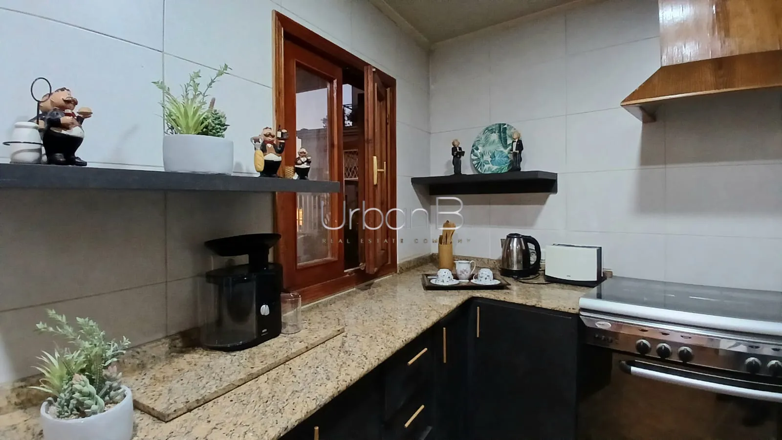 Apartment for rent in Furn el hayek, beirut, lebanon
